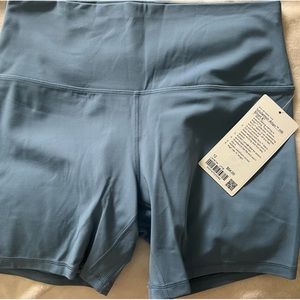 Lululemon Align shorts
